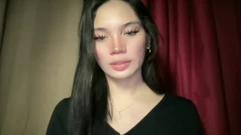 UR GIRL NEXTDOOR online show from 02.04.26