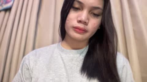 UR GIRL NEXTDOOR online show from 03.04.26