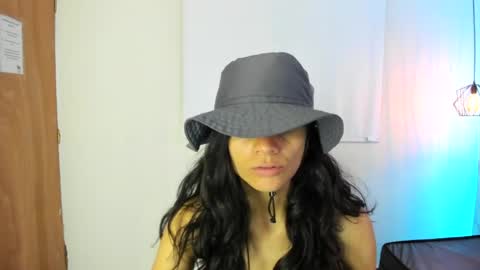 mystical_meteor online show from 05.01.26