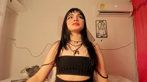 Snapshot of mysticamber1 chatting on 09.22.25 mysticamber1 online show from 09.22.25