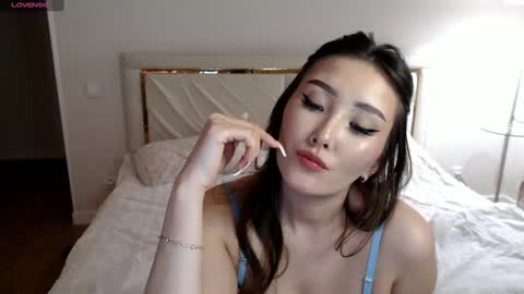 Snapshot of mysticsirenn chatting on 01.24.25 mysticsirenn online show from 01.24.25