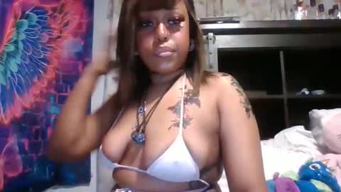 Snapshot of mysticthegoddess chatting on 11.18.25 mysticthegoddess online show from 11.18.25