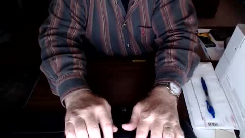 Snapshot of mytimeyourtimeourtime chatting on 10.27.25 ItsTime online show from 10.27.25