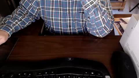 Snapshot of mytimeyourtimeourtime chatting on 11.12.25 ItsTime online show from 11.12.25