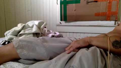 Snapshot of mywi11yisbiggy chatting on 02.23.25 str8 dom alphaAsian Daddy type. sorry not bi or  curious but i dont judgediscrimenate. online show from 02.23.25