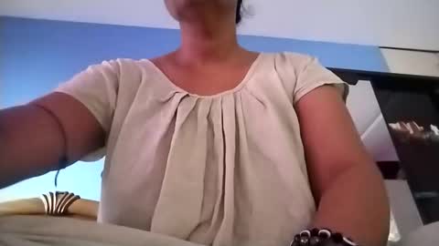 n298033 online show from 09.25.25