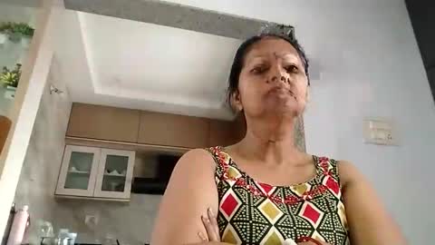 n298033 online show from 03.05.26