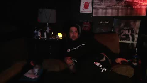 Snapshot of n3v3rpanic1 chatting on 01.28.25 SnackPants online show from 01.28.25