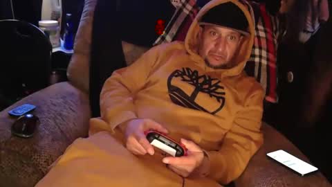 Snapshot of n3v3rpanic1 chatting on 02.27.25 SnackPants online show from 02.27.25