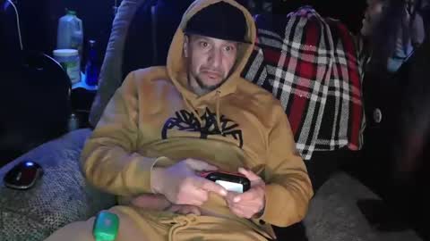 Snapshot of n3v3rpanic1 chatting on 02.27.25 SnackPants online show from 02.27.25