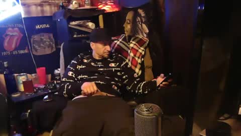 Snapshot of n3v3rpanic1 chatting on 03.06.25 SnackPants online show from 03.06.25