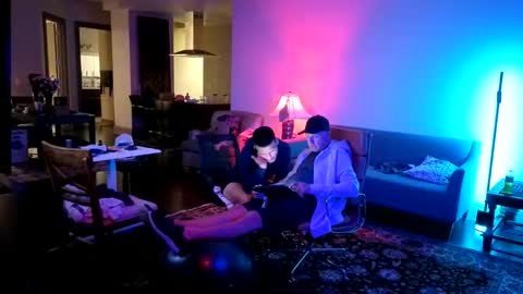Snapshot of n3wvib3z chatting on 10.24.25 cumov3rdanc3 online show from 10.24.25