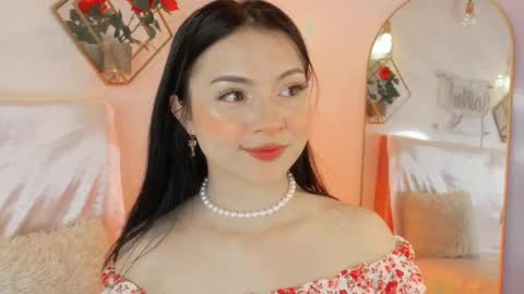 naamah_b online show from 09.23.25