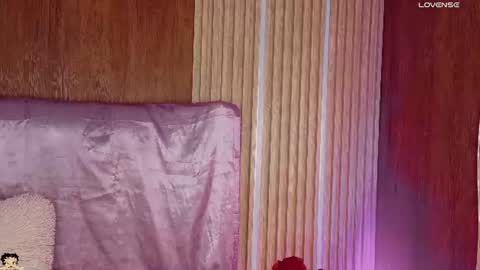 Snapshot of naamah_b chatting on 07.16.26 naamah_b online show from 07.16.26