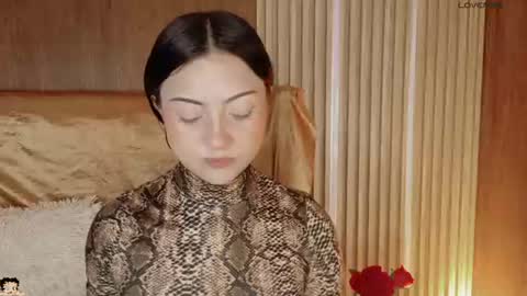 Snapshot of naamah_b chatting on 07.25.26 naamah_b online show from 07.25.26