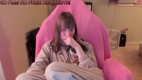 Natalie Marlo online show from 01.14.25