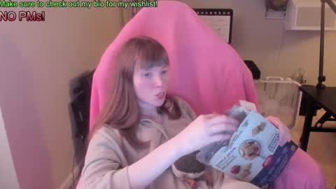 Natalie Marlo online show from 10.29.25