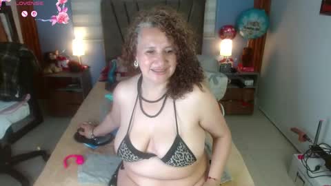 nadia_84 online show from 04.28.26