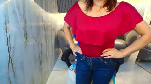 Nadia  online show from 06.28.26
