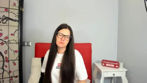 nadiatrue online show from 06.19.26