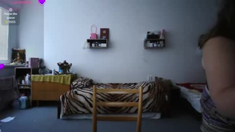 nadiiamorgun online show from 10.02.25