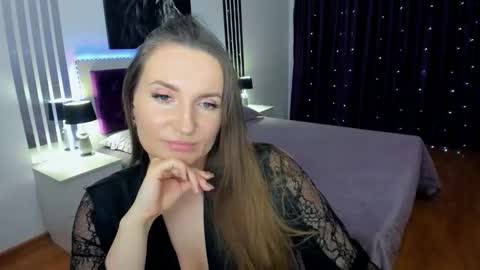 NadinGracefull online show from 01.15.26