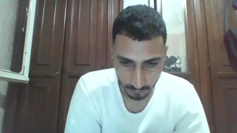 Snapshot of nadirff16 chatting on 01.11.25 V online show from 01.11.25