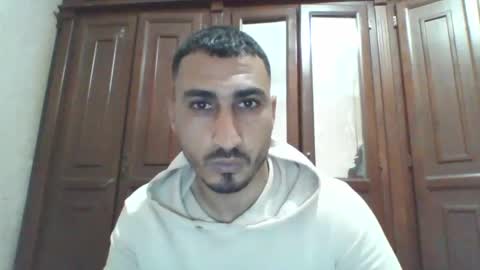 Snapshot of nadirff16 chatting on 02.01.25 V online show from 02.01.25