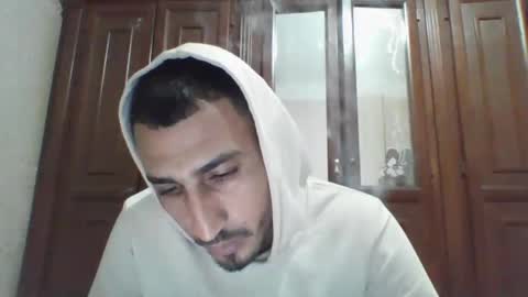 Snapshot of nadirff16 chatting on 02.02.25 V online show from 02.02.25