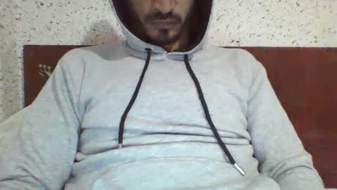 Snapshot of nadirff16 chatting on 02.06.25 V online show from 02.06.25