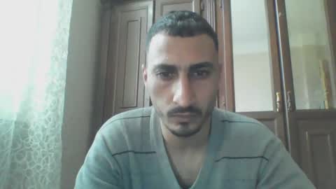 Snapshot of nadirff16 chatting on 02.10.25 V online show from 02.10.25