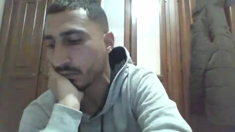 Snapshot of nadirff16 chatting on 02.12.25 V online show from 02.12.25
