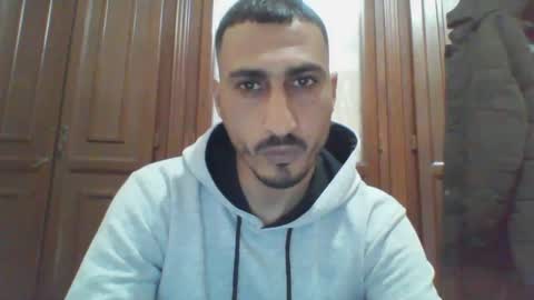 Snapshot of nadirff16 chatting on 02.22.25 V online show from 02.22.25