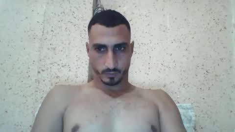 Snapshot of nadirff16 chatting on 09.14.25 V online show from 09.14.25