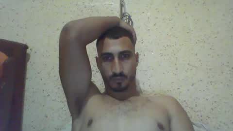 Snapshot of nadirff16 chatting on 09.24.25 V online show from 09.24.25