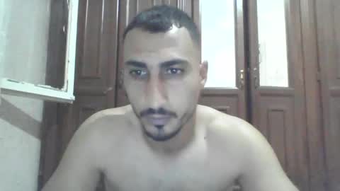 Snapshot of nadirff16 chatting on 10.12.25 V online show from 10.12.25