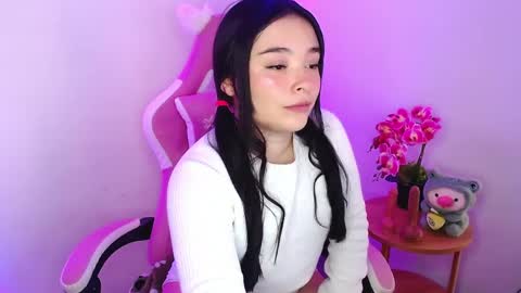Snapshot of nahia__1 chatting on 05.27.26 Nahia online show from 05.27.26