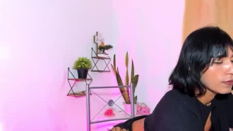  Naomi  online show from 11.08.25