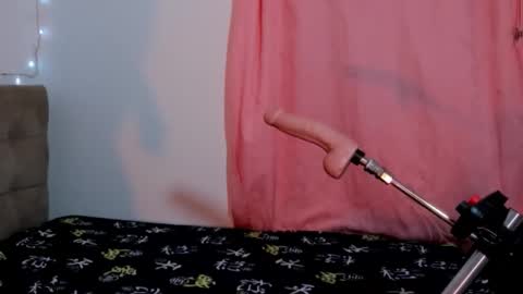  Naomi  online show from 12.13.25