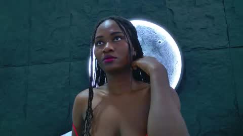 Nahomi online show from 02.18.26