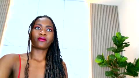 Nahomi online show from 03.11.26