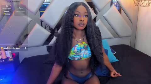 Snapshot of nahomii_hill chatting on 03.11.25 Nahomi online show from 03.11.25