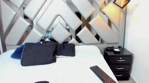 Nahomi  online show from 02.26.26