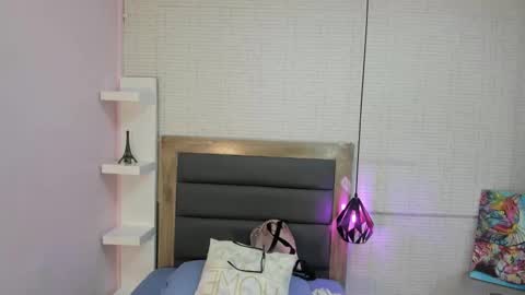   SHELBY   online show from 11.20.25