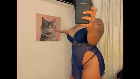 nahomy_hancook online show from 11.25.25