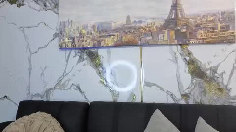 Nahomy  online show from 11.23.25