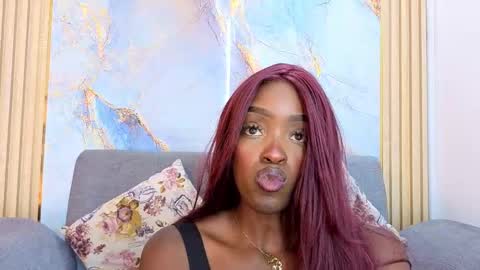 nahomy_smith23_aws online show from 10.24.25