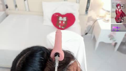 Nahomy Roberts online show from 12.21.25