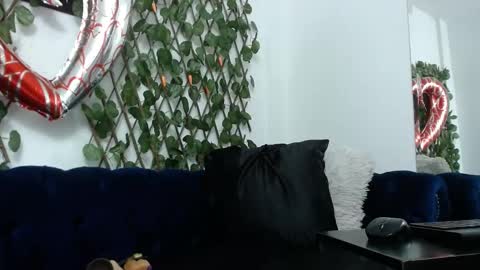 Snapshot of naia69 chatting on 09.15.25 naia69 online show from 09.15.25