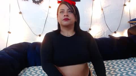 Snapshot of naia69 chatting on 11.26.25 naia69 online show from 11.26.25